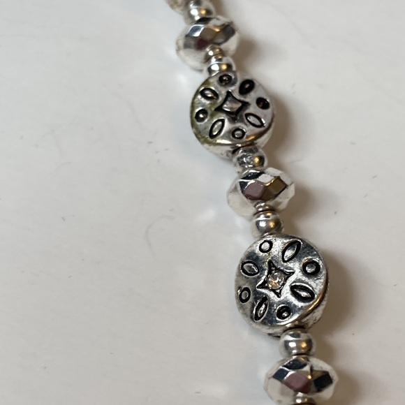 Silver Toned Necklace 16" + 3" Extender - Picture 4 of 8